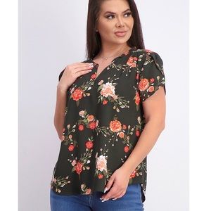 41 Hawthorn Tulip Sleeve Blouse